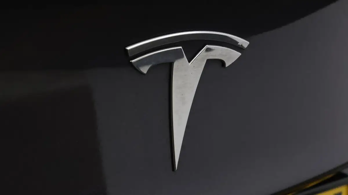 2023-tesla-model-3-e-long-range-346bhp-big-20