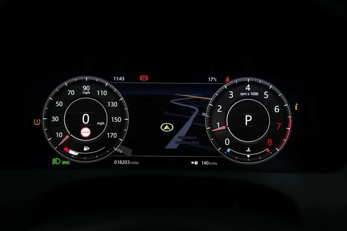 2020-jaguar-f-pace-20i-chequered-flag-big-45