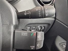 2019-renault-captur-09-tce-iconic-small-37
