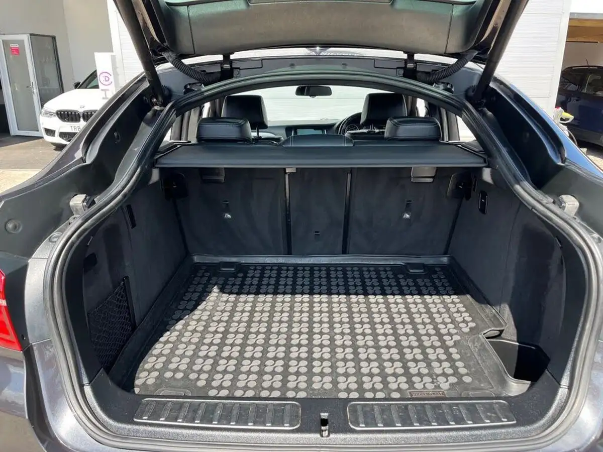 2018-bmw-x4-20td-xdrive20d-m-sport-big-10