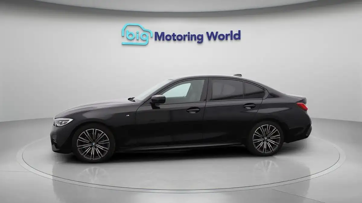 2021-bmw-3-series-20-330i-m-sport-saloon-4d-big-4