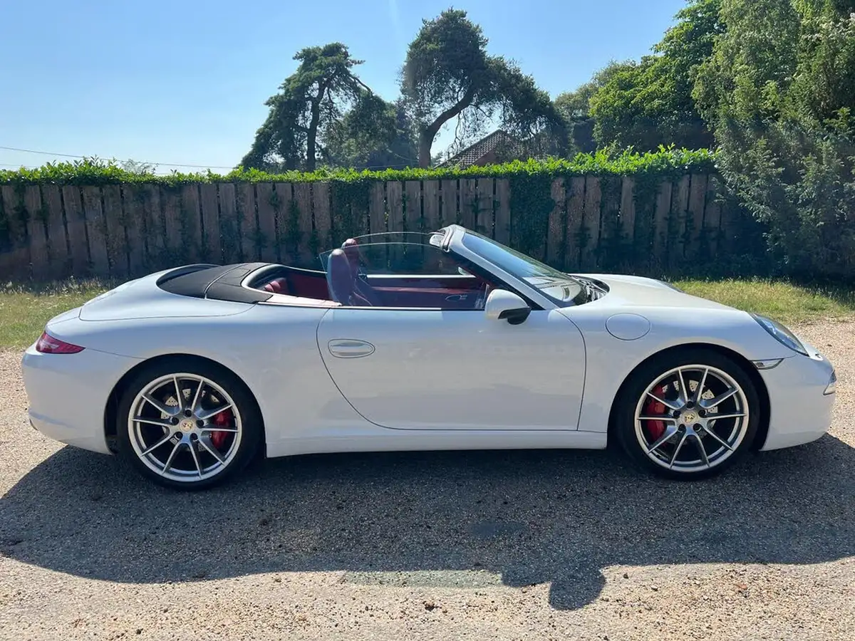 2012-porsche-911-38-carrera-s-400bhp-cabriolet-big-7