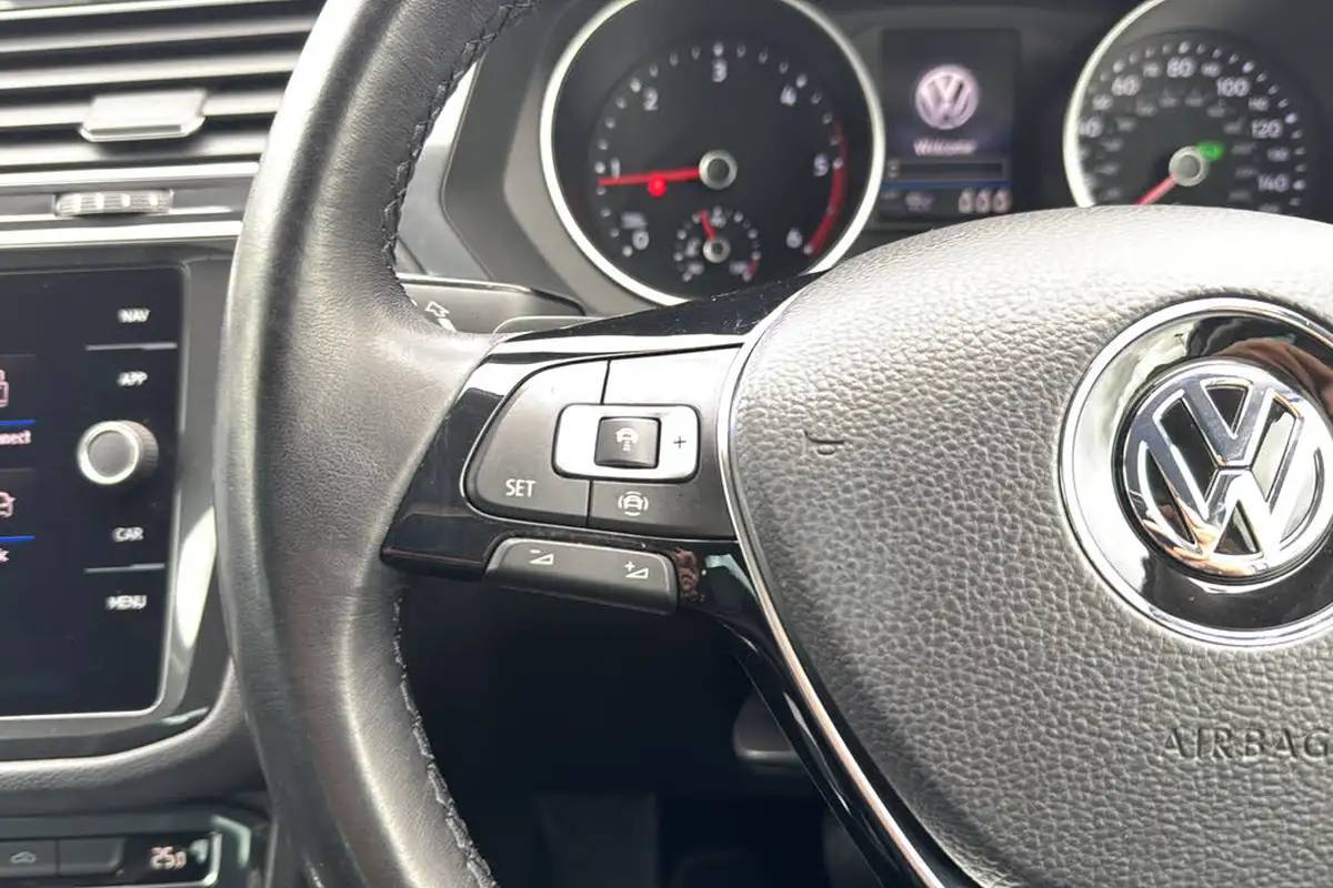 2020-volkswagen-tiguan-20tdi-match-150ps-4motion-dsg-big-16