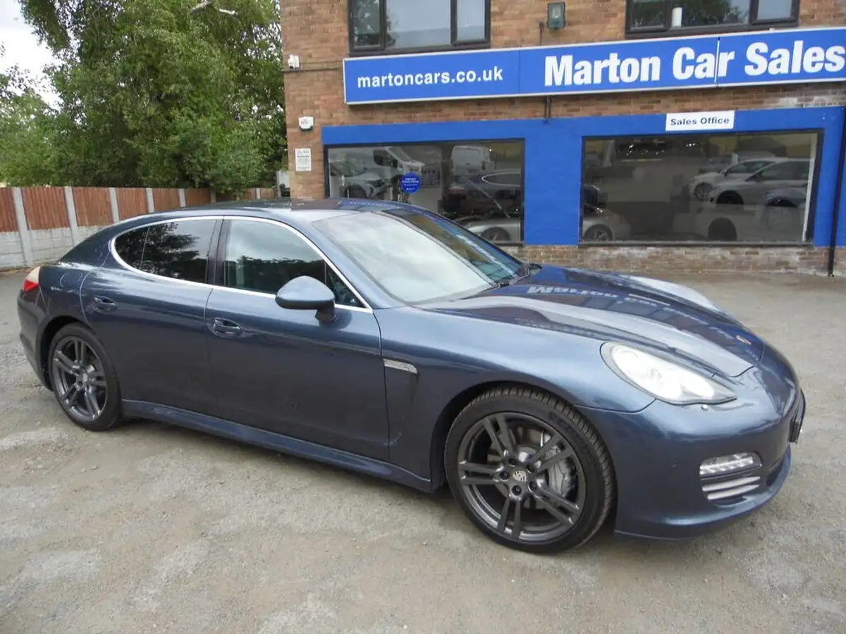 2011-porsche-panamera-48-4s-pdk-big-0