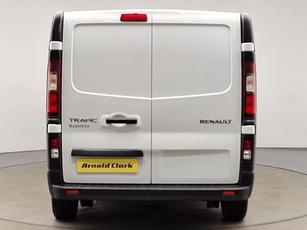 2022-renault-trafic-20dci-ll30-150-business-big-12