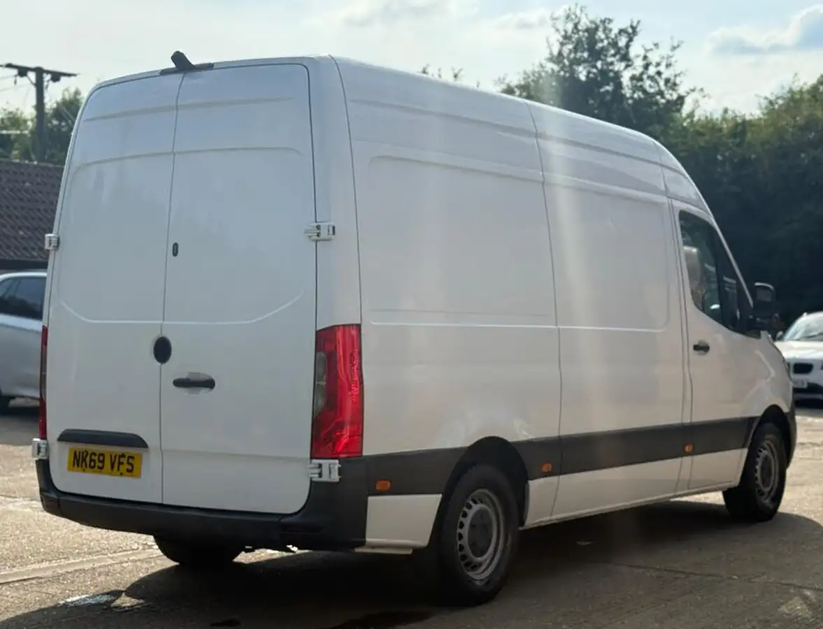 2019-mercedes-benz-sprinter-21cdi-314-l2h1-143pseu6c-panel-van-fwd-big-8