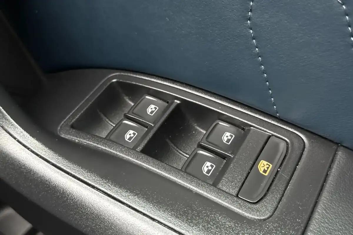 2021-cupra-ateca-20-tsi-vz2-big-35