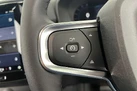 2024-volvo-xc40-small-10