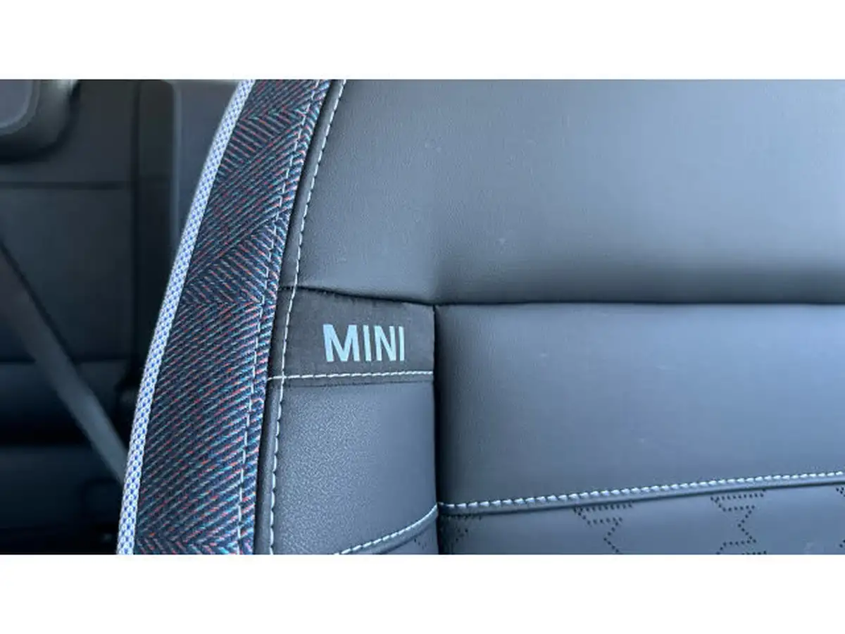2024-mini-cooper-e-cooper-e-classic-big-24