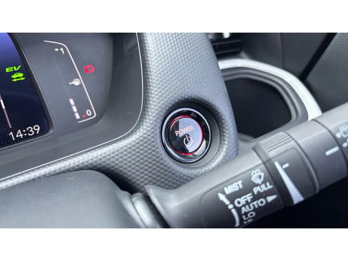 2022-honda-jazz-15-i-mmd-se-109ps-big-31