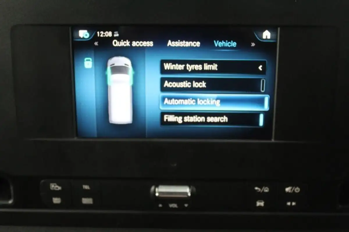 2021-mercedes-benz-sprinter-big-53