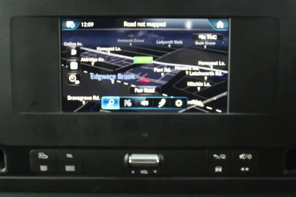 2021-mercedes-benz-sprinter-big-1