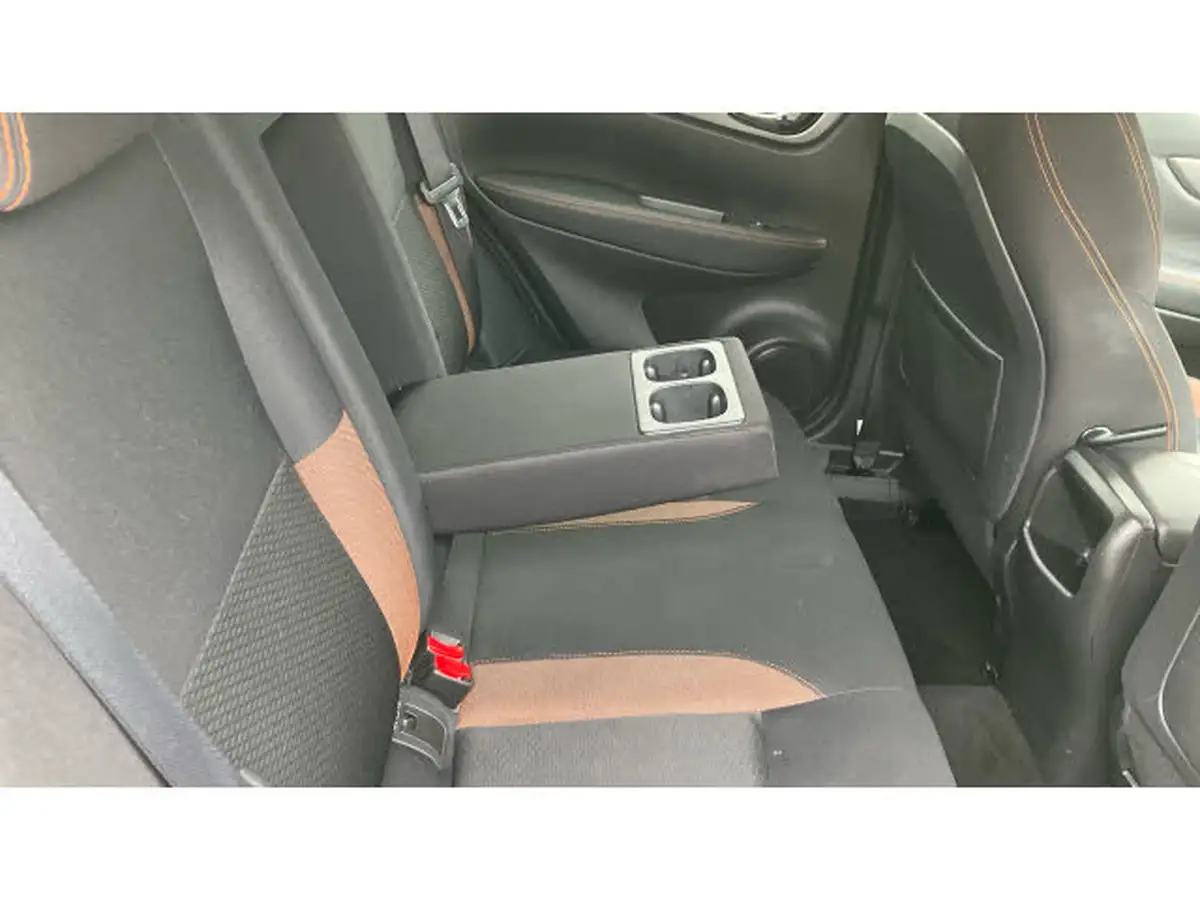 2019-nissan-qashqai-13-dig-t-n-motion-140ps-big-32