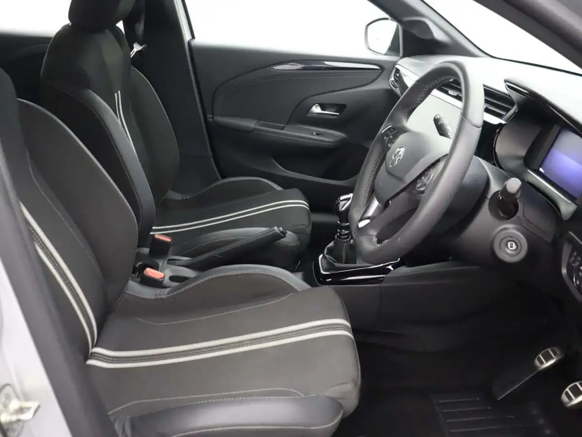 2024-vauxhall-corsa-12-turbo-gs-100ps-big-30