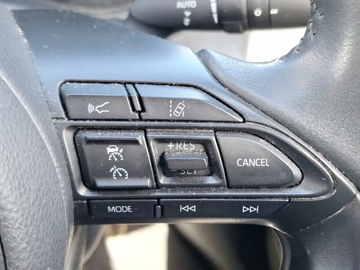 2022-toyota-yaris-cross-15-vvt-i-dynamic-awd-i-big-14