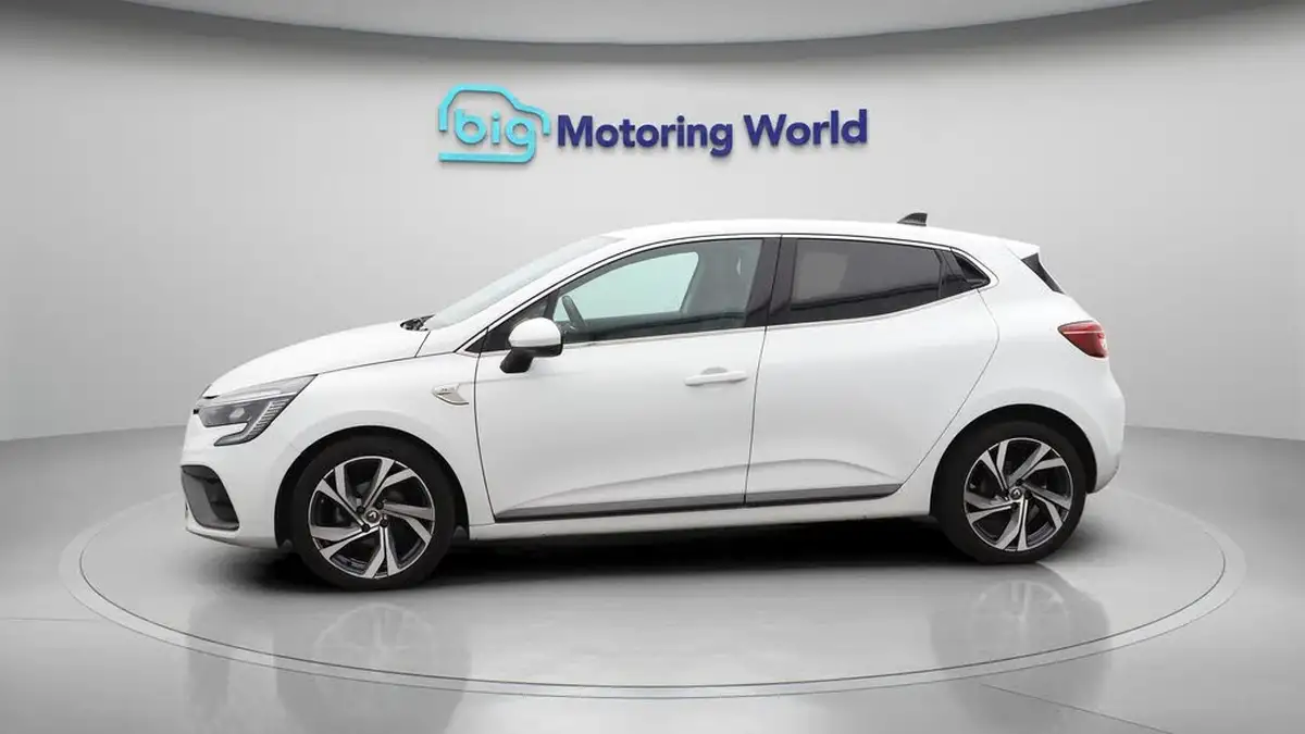 2021-renault-clio-10-tce-rs-line-90ps-big-4