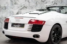 2012-audi-r8-42-quattro-spyder-convertible-small-33