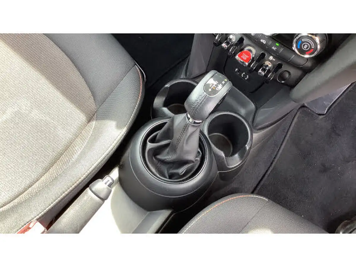 2017-mini-cooper-15-cooper-ss-hatchback-3d-auto-big-9