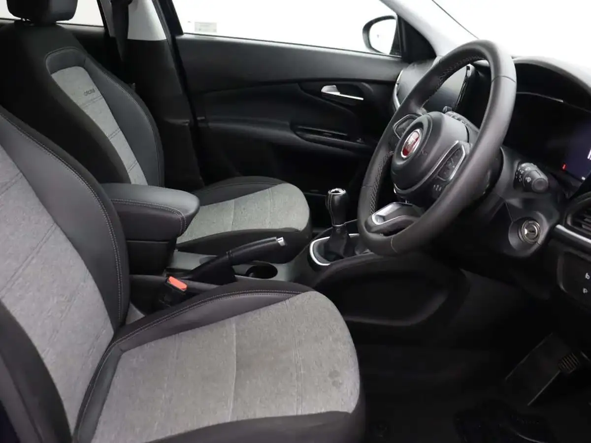 2021-fiat-tipo-10-cross-big-20