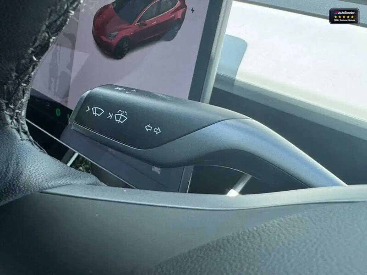 2020-tesla-model-3-e-performance-big-13