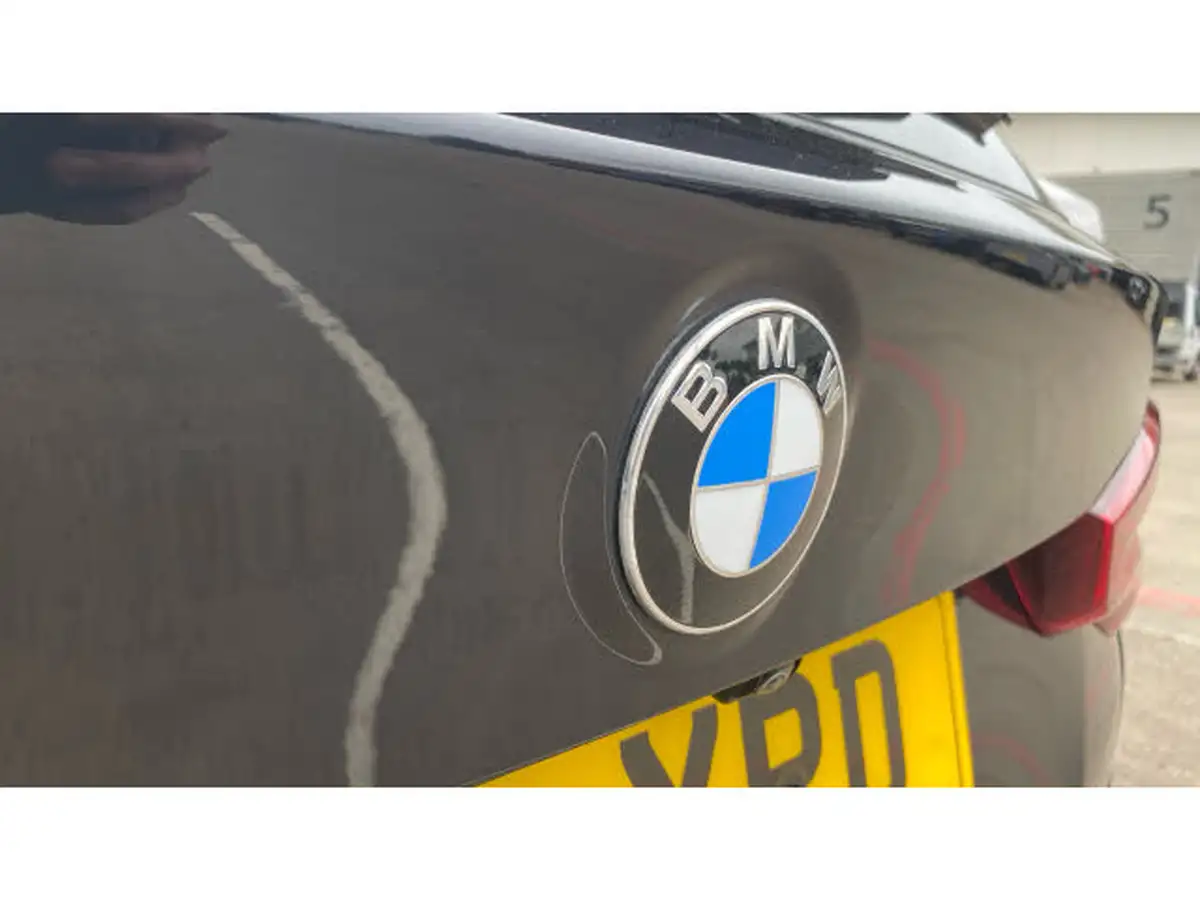 2019-bmw-x3-30td-m40d-big-39