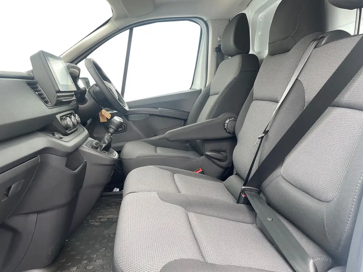 2024-renault-trafic-20dci-sl30-130-advance-big-9