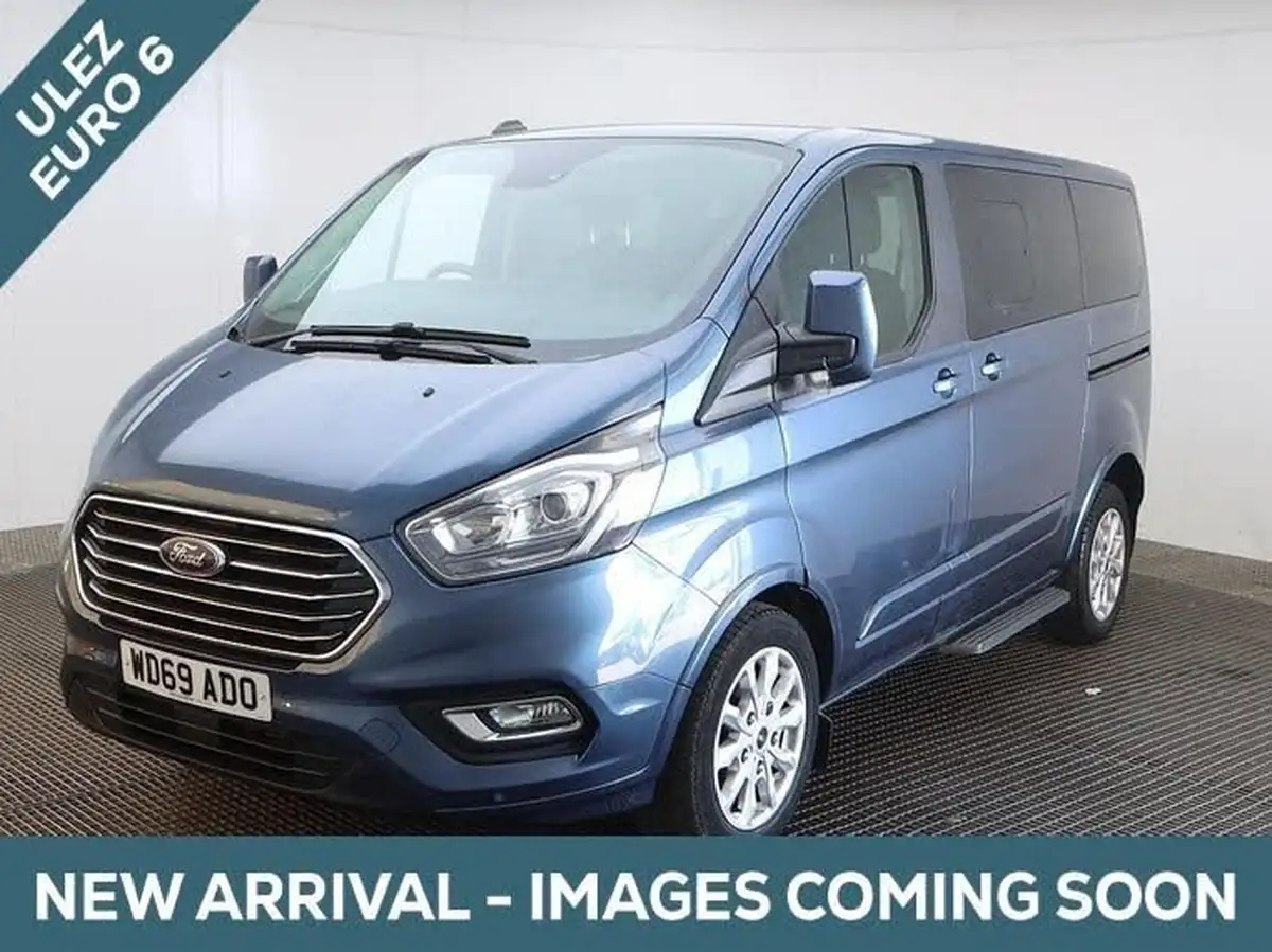 2019-ford-tourneo-custom-20tdci-320-l1-titanium-130pseu6dt-auto-big-0