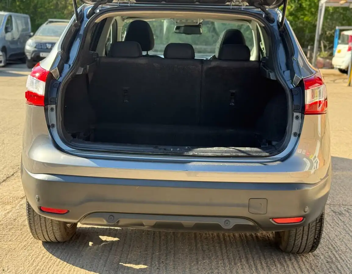 2015-nissan-qashqai-15dci-n-tec-big-17