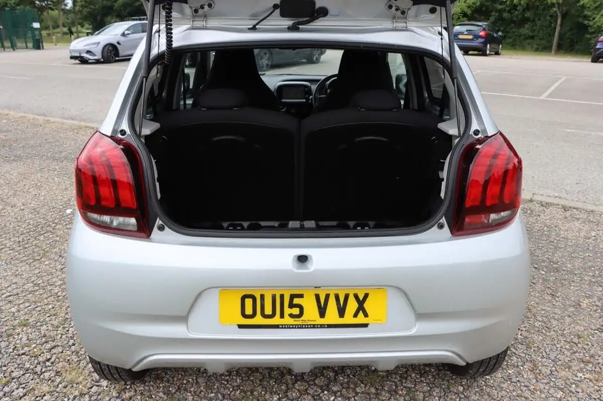 2015-peugeot-108-12-allure-vti-puretech-hatchback-5d-big-22