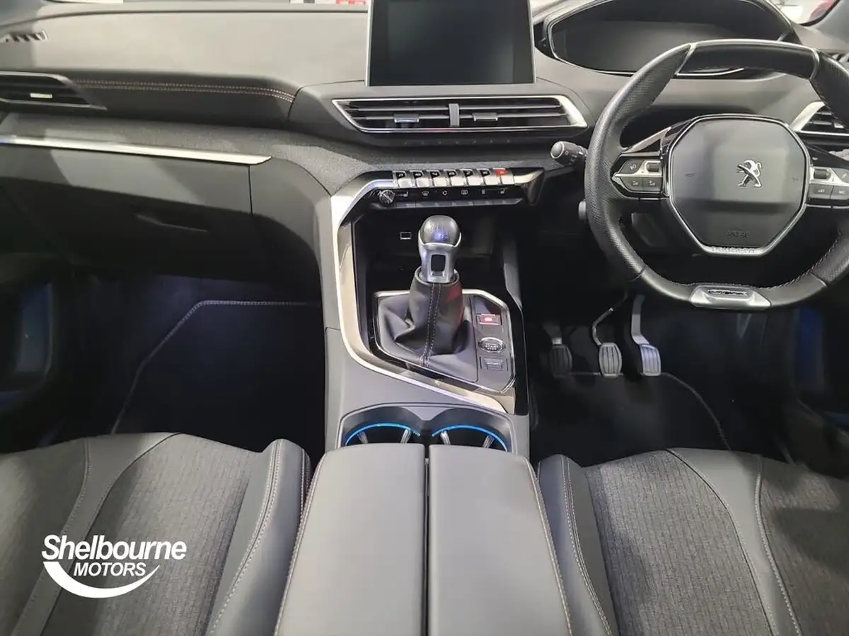 2020-peugeot-3008-suv-12-puretech-gt-line-premium-big-15