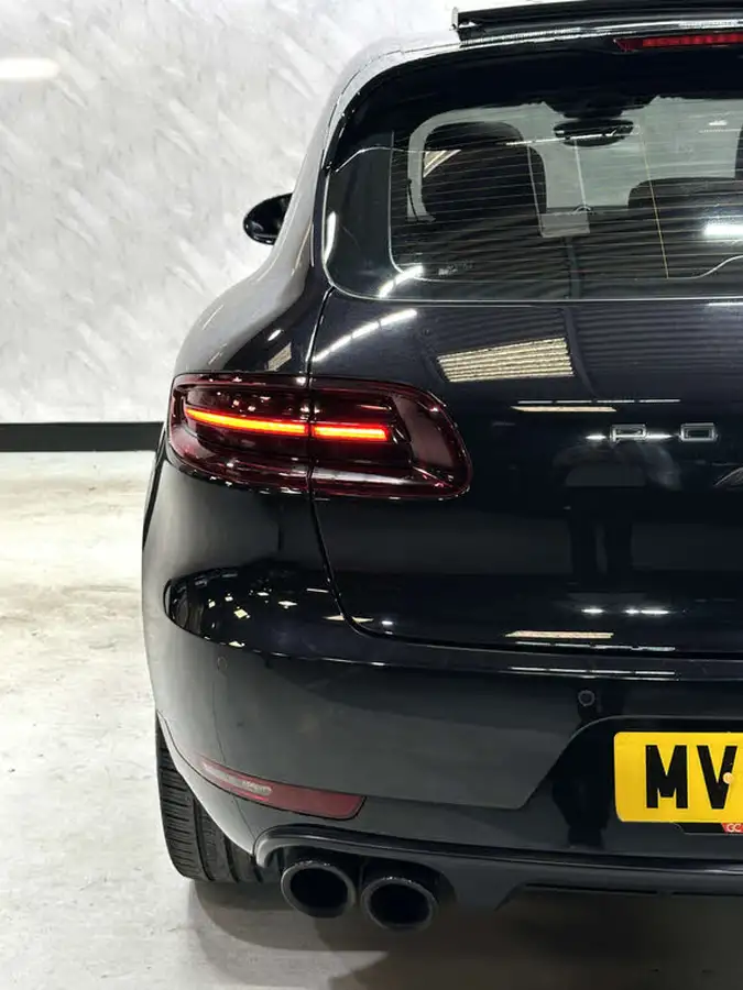 2016-porsche-macan-30-gts-big-62