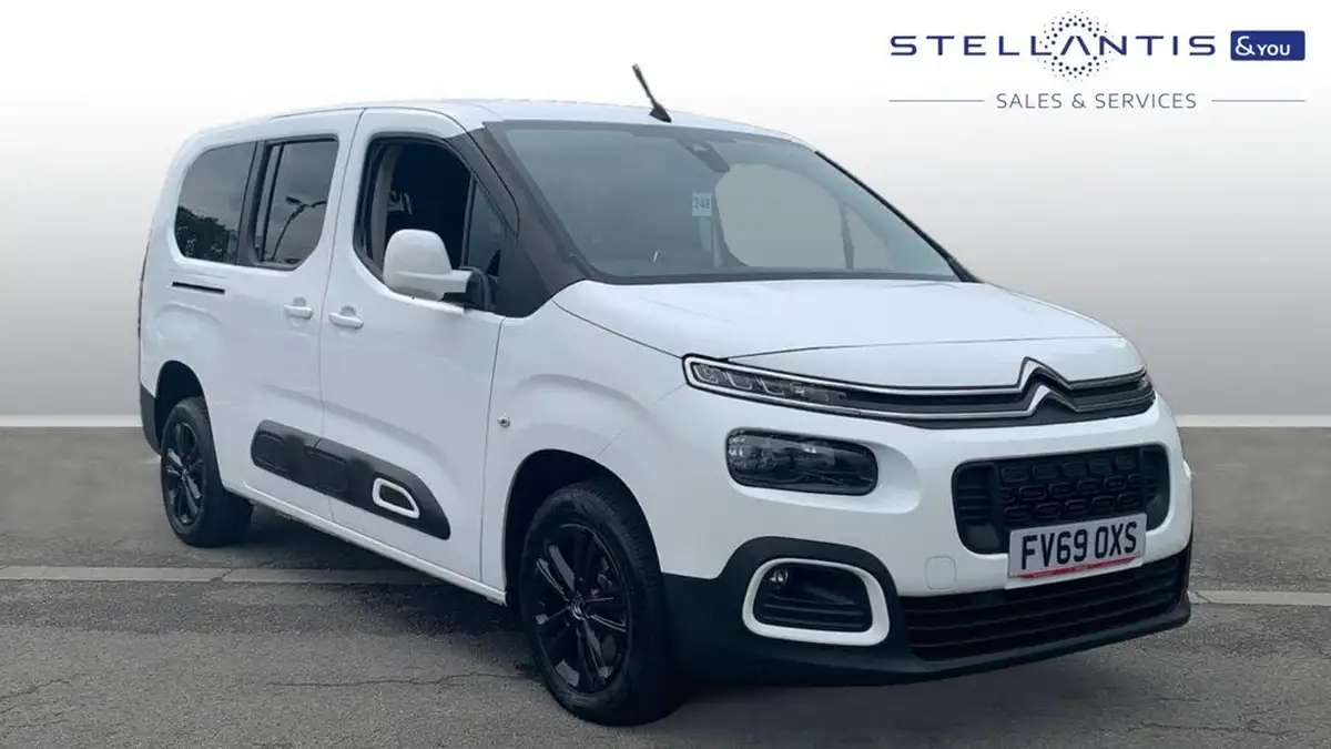2019-citroen-berlingo-15bluehdi-flair-xl-size-130ps-eat8-big-0