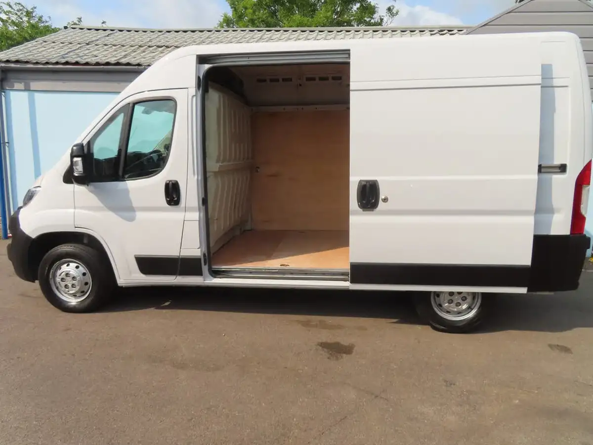 2022-vauxhall-movano-22cdti-l2-h2-3500-dynamic-big-14