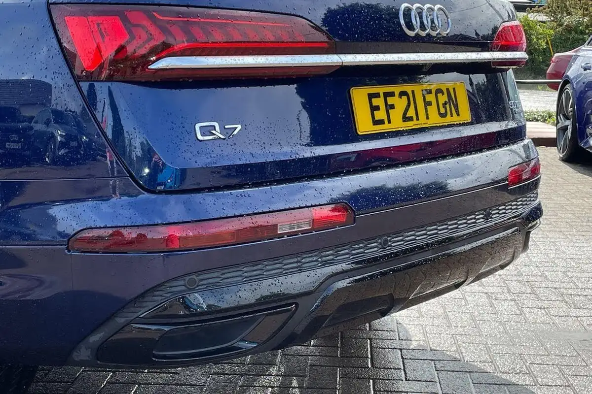 2021-audi-q7-30-50-tdi-black-edition-big-47