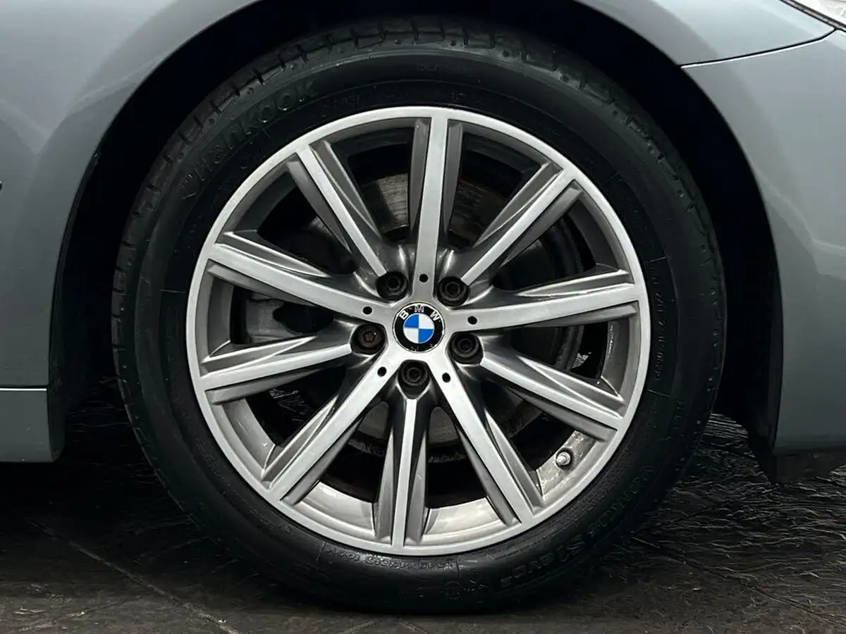 2017-bmw-5-series-20td-520d-se-188bhp-saloon-4d-big-26