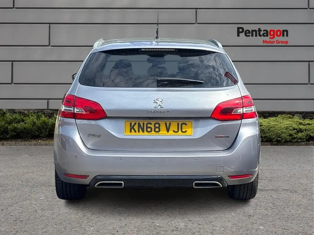 2018-peugeot-308-sw-12-puretech-gt-line-big-15