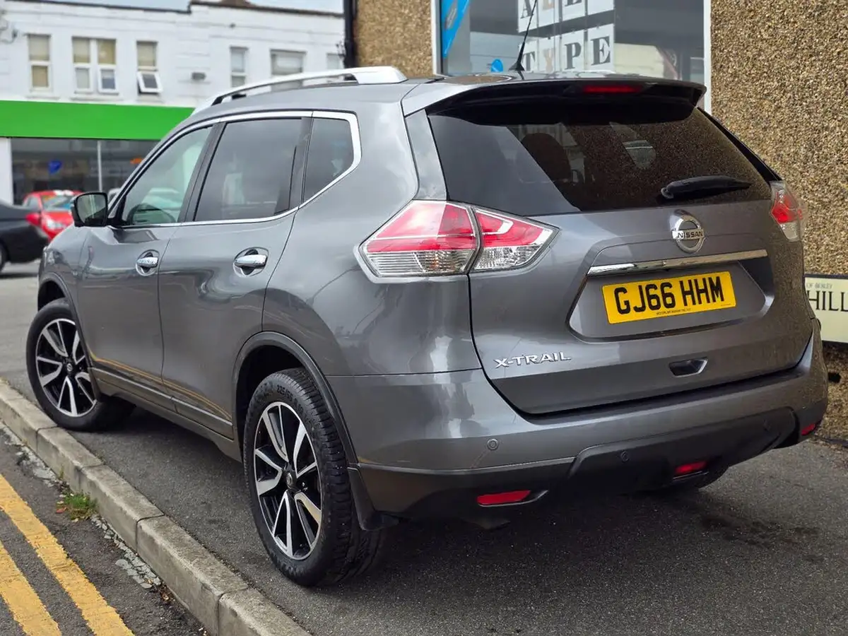 2016-nissan-x-trail-16-dig-t-tekna-7-seat-big-16