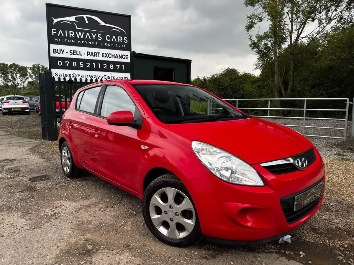 2011-hyundai-i20-14-comfort-5d-auto-big-5