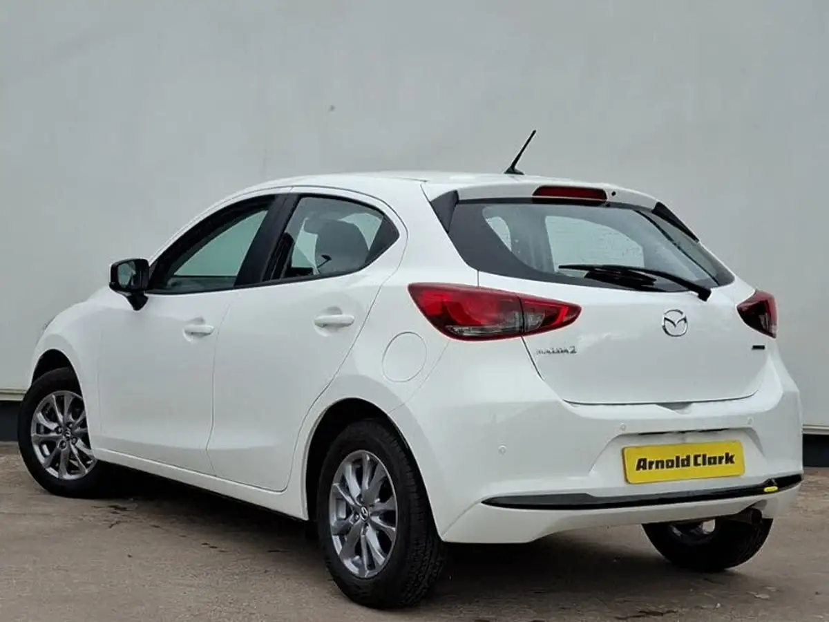 2024-mazda-mazda2-15-skyactiv-g-centre-line-big-1