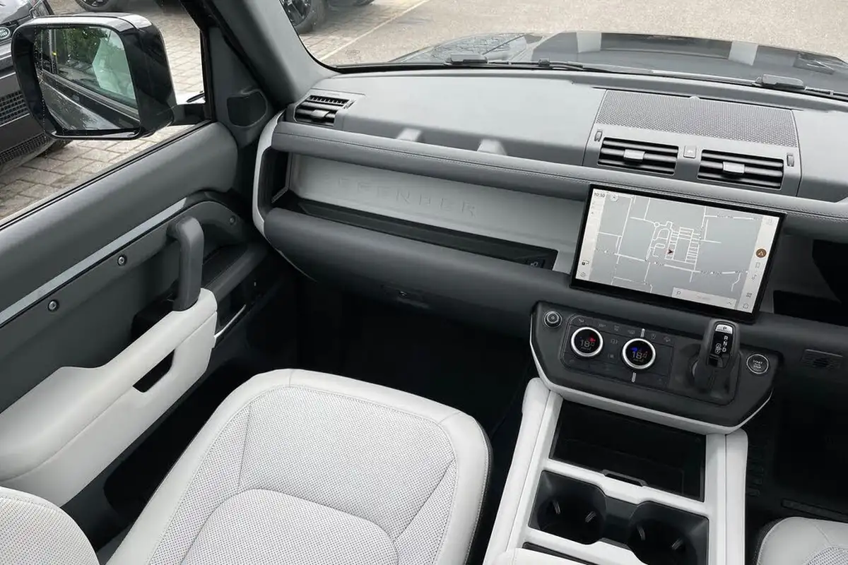 2024-land-rover-90-defender-30-d350-x-dynamic-hse-big-20