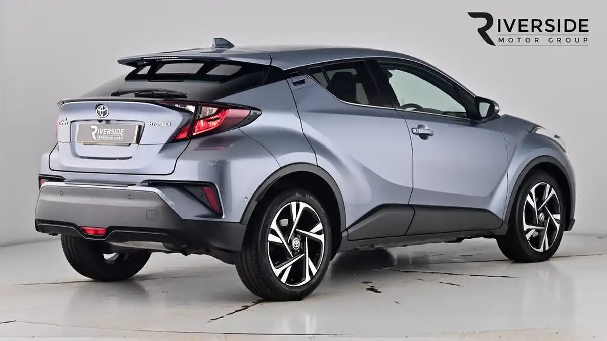 2022-toyota-c-hr-18-vvt-i-design-big-6