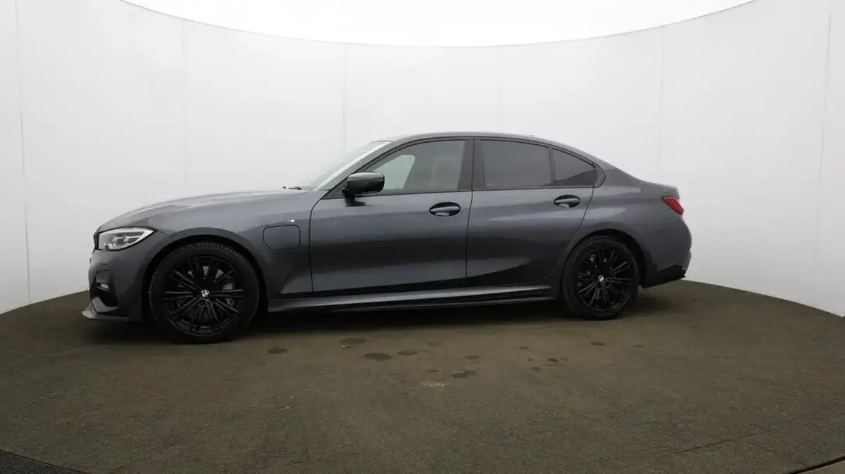 2020-bmw-3-series-20-330e-m-sport-saloon-4d-big-34