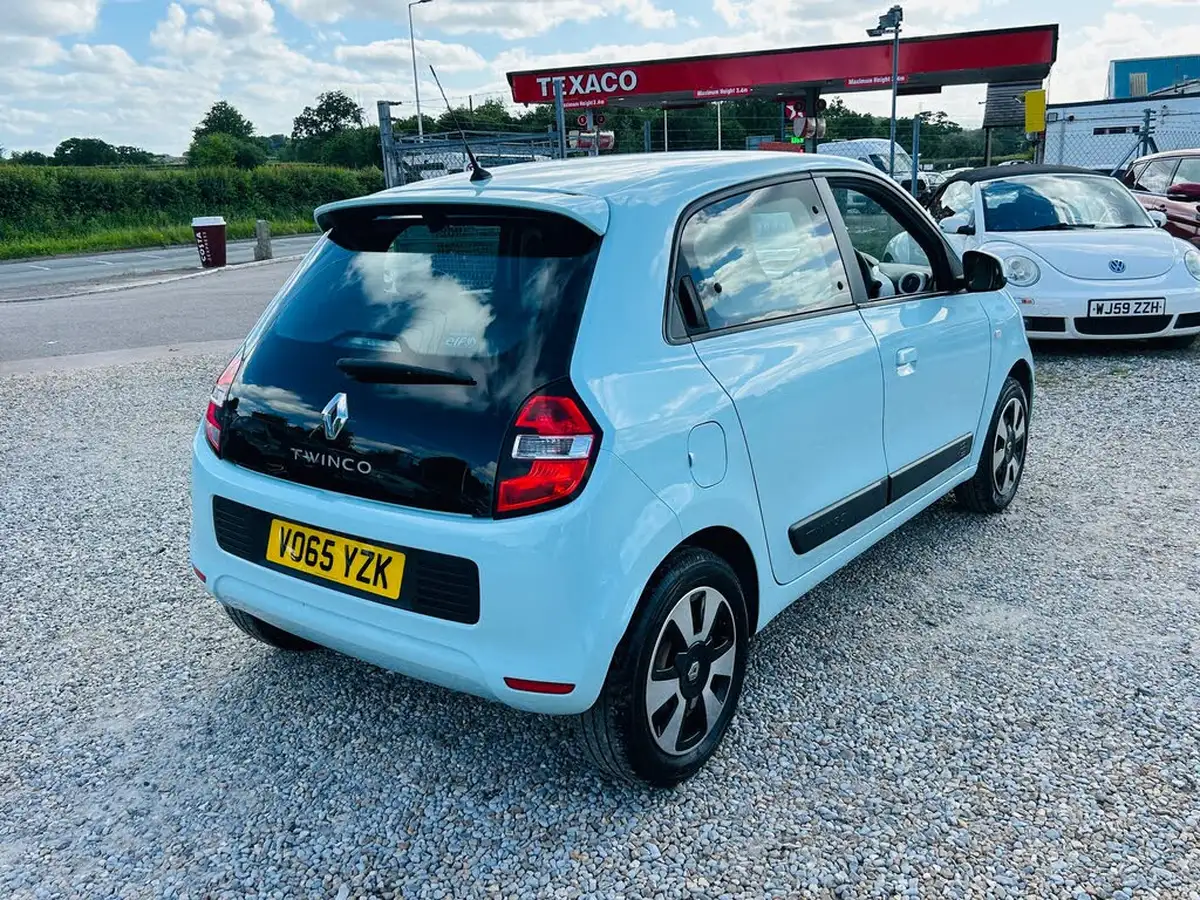 2015-renault-twingo-10-sce-play-big-7
