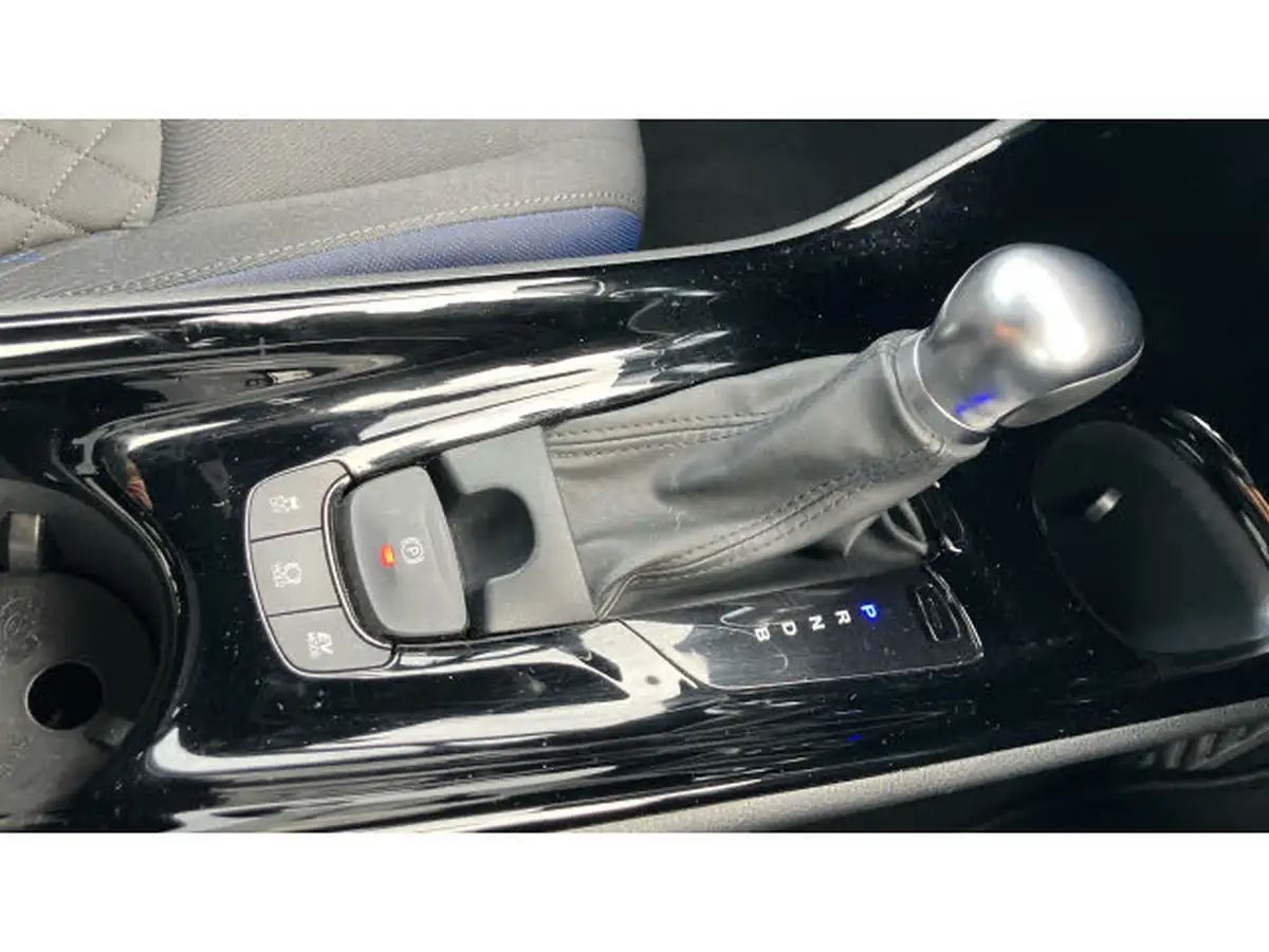 2020-toyota-c-hr-18-vvt-i-dynamic-big-36