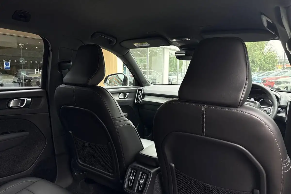 2021-volvo-xc40-20-b4-r-design-pro-194bhp-awd-auto-big-22