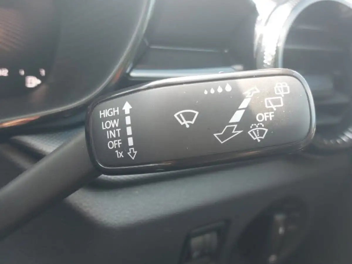 2024-skoda-fabia-10-tsi-se-comfort-116ps-big-12
