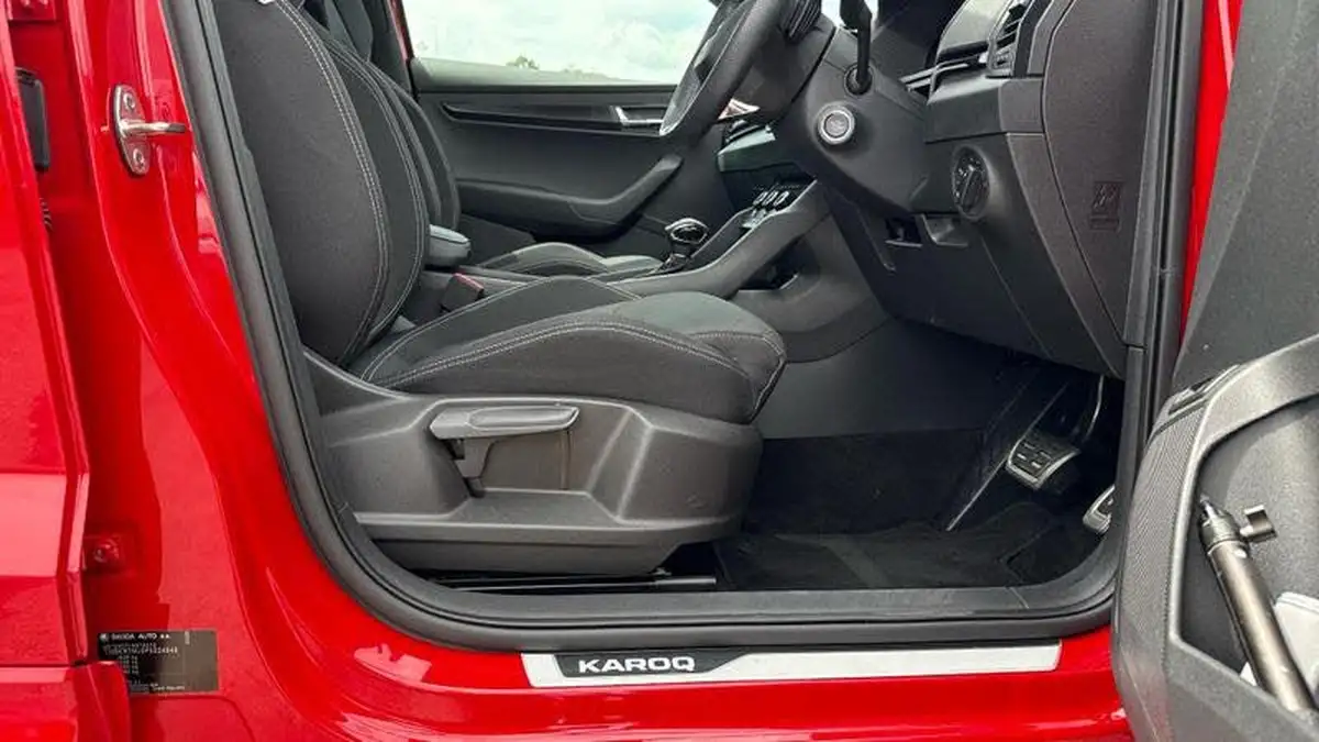 2022-skoda-karoq-15-tsi-sportline-dsg-big-19