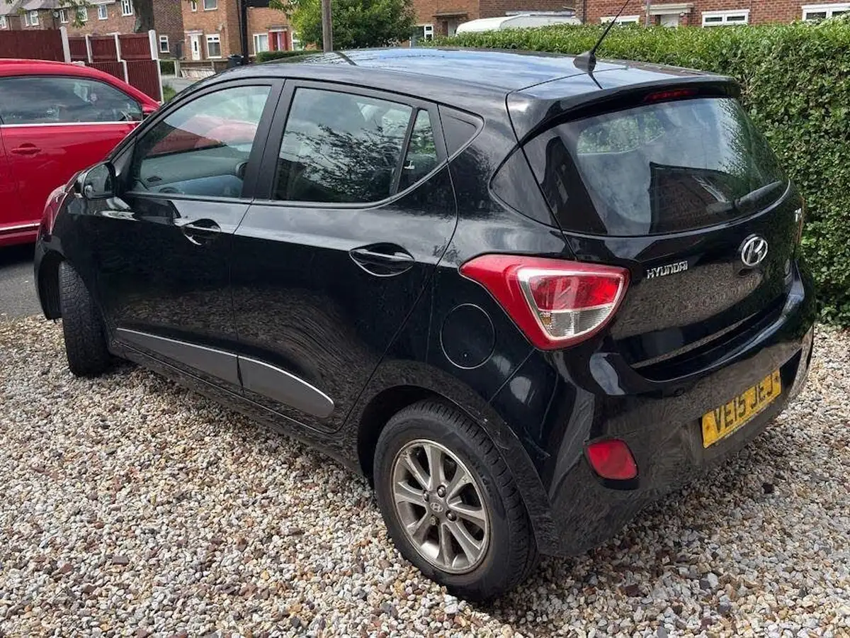 2015-hyundai-i10-12-premium-auto-big-2