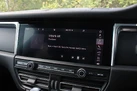 2018-porsche-macan-small-27