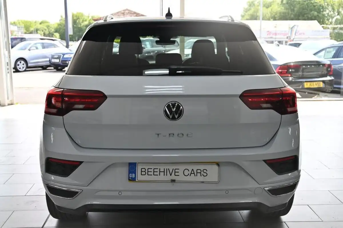 2021-volkswagen-t-roc-15-tsi-r-line-hatchback-5d-dsg-big-7